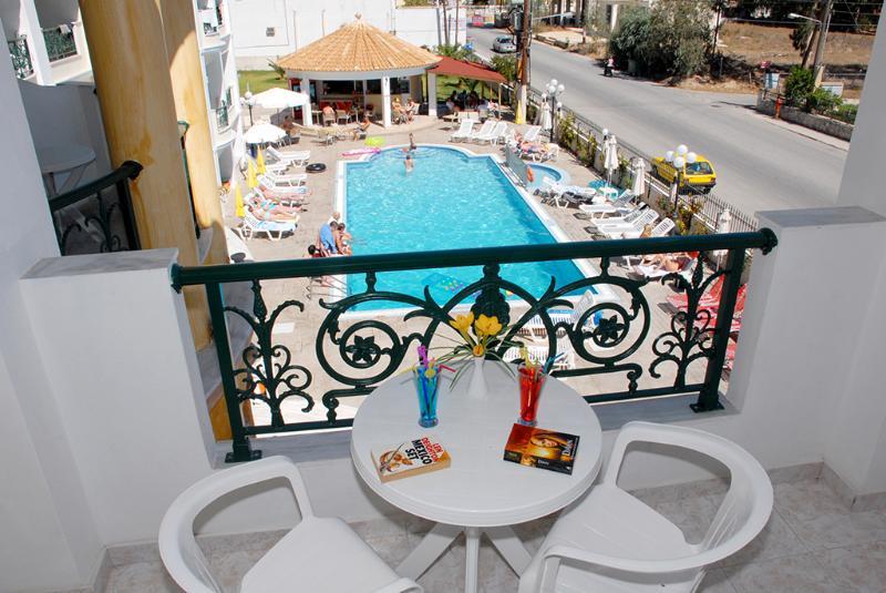 Afrodite Hotel Laganas Extérieur photo
